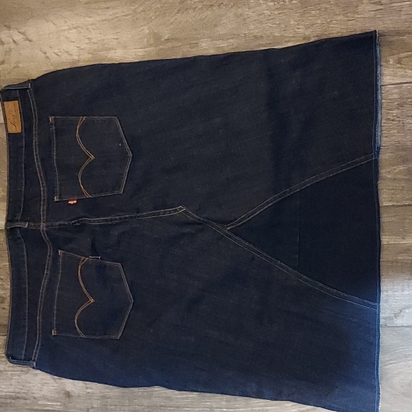 Dark blue jean skirt - Picture 2 of 4